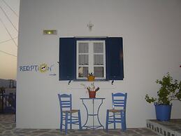 Free Sun Rooms and Apartments