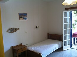 Free Sun Rooms and Apartments