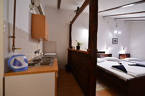 Prenociste Stojic Novi Sad