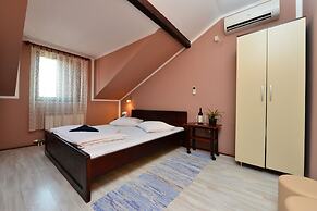 Prenociste Stojic Novi Sad