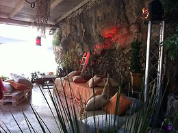 Eco del Mare Night and Day Beach Club
