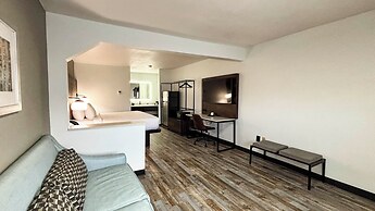 Studio 6 Suites – Richland, MS / Jackson