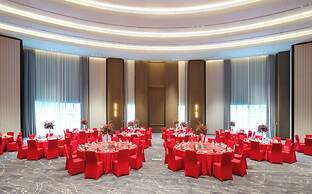 Yuexiu Hotel Guangzhou, Curio Collection by Hilton