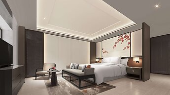 Yuexiu Hotel Guangzhou, Curio Collection by Hilton