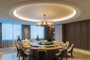 Yuexiu Hotel Guangzhou, Curio Collection by Hilton