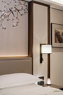 Yuexiu Hotel Guangzhou, Curio Collection by Hilton