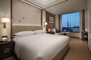 Yuexiu Hotel Guangzhou, Curio Collection by Hilton
