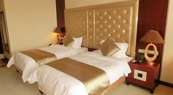 Yuexiu Hotel Guangzhou, Curio Collection by Hilton