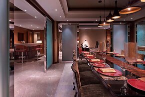 Sheraton Grand Bangalore Hotel at Brigade Gateway