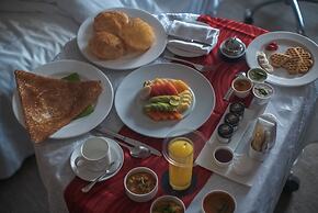 Sheraton Grand Bangalore Hotel at Brigade Gateway