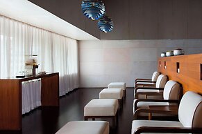 Sheraton Grand Bangalore Hotel at Brigade Gateway