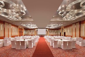 Sheraton Grand Bangalore Hotel at Brigade Gateway