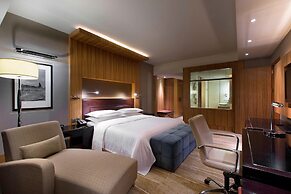 Sheraton Grand Bangalore Hotel at Brigade Gateway