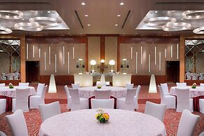 Sheraton Grand Bangalore Hotel at Brigade Gateway