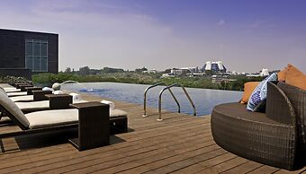 Sheraton Grand Bangalore Hotel at Brigade Gateway