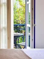 Armata Boutique Hotel