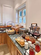 Armata Boutique Hotel