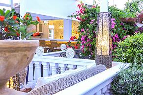 Armata Boutique Hotel