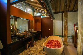 Kupu Kupu Jimbaran Beach Club & Spa by Loccitane