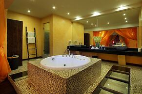 Kupu Kupu Jimbaran Beach Club & Spa by Loccitane