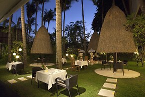 Kupu Kupu Jimbaran Beach Club & Spa by Loccitane