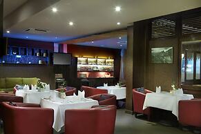 Kupu Kupu Jimbaran Beach Club & Spa by Loccitane