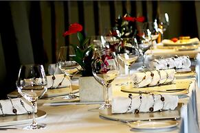 Kupu Kupu Jimbaran Beach Club & Spa by Loccitane