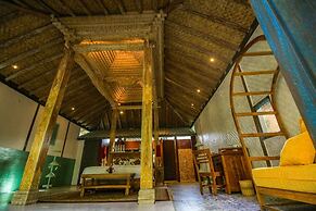 Kupu Kupu Jimbaran Beach Club & Spa by Loccitane