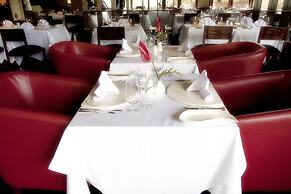 Kupu Kupu Jimbaran Beach Club & Spa by Loccitane