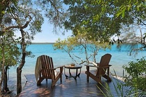 Eumarella Shores Noosa Lake Retreat