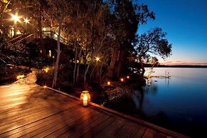 Eumarella Shores Noosa Lake Retreat