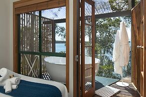 Eumarella Shores Noosa Lake Retreat