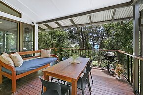 Eumarella Shores Noosa Lake Retreat