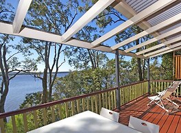 Eumarella Shores Noosa Lake Retreat