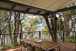 Eumarella Shores Noosa Lake Retreat