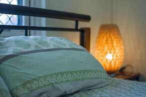 1849 Backpackers Hotel