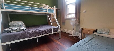 1849 Backpackers Hotel