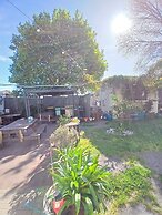 1849 Backpackers Hotel