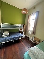 1849 Backpackers Hotel