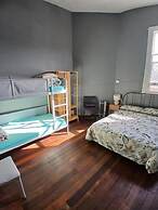 1849 Backpackers Hotel