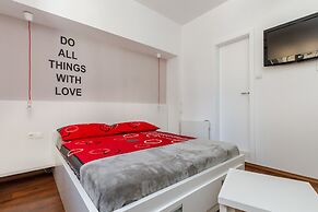 Apartments Aspalathos