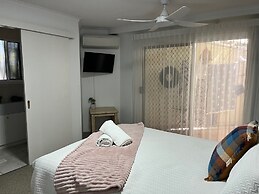 Burlington Holiday Apartments