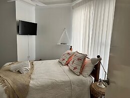 Burlington Holiday Apartments