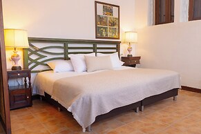 Hotel Mariscal Robledo
