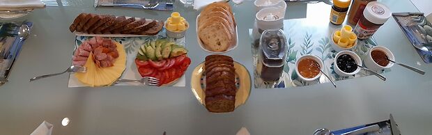 Seascape Villa Bed & Breakfast