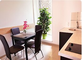 HOME APART-HOTEL (Vivulskis)