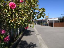 Racecourse Backpackers Hostel