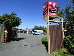 Racecourse Backpackers Hostel