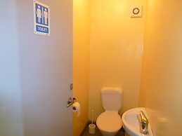 Racecourse Backpackers Hostel