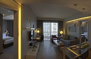 ParkTower Suites